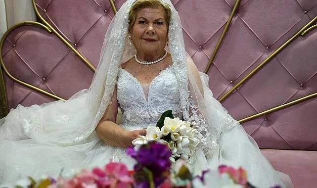 Aşkına kavuşamadı damatsız düğün yaptı