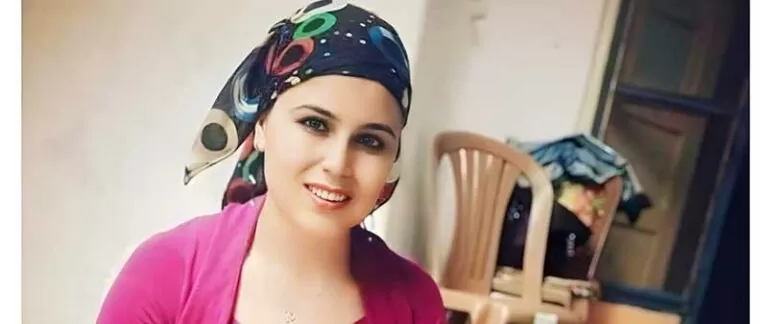 Adam eşini çok seviyor, bir o kadarda kıskanıyordu